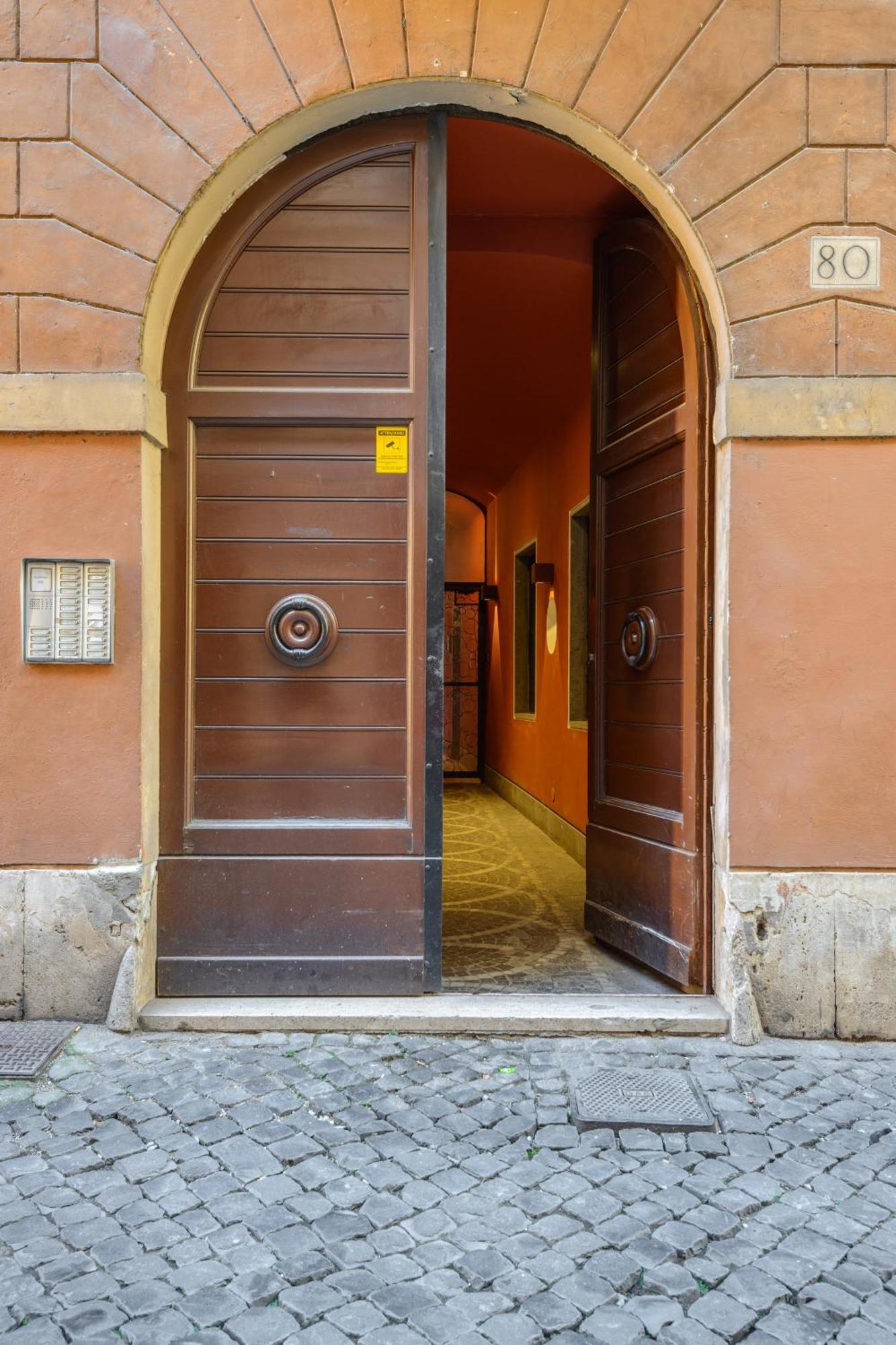 Orso Apartment Рим Экстерьер фото